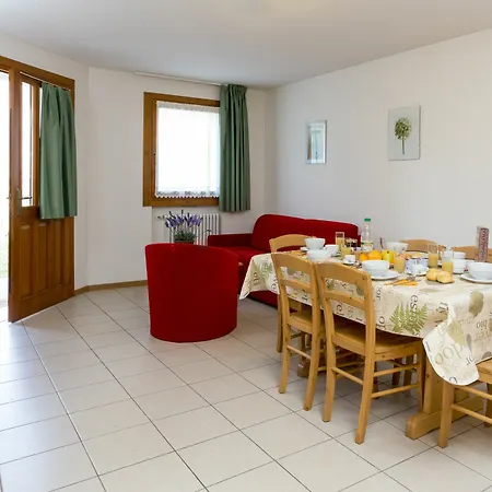 Aparthotel House Bocenago